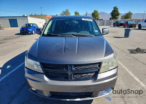 2015 Dodge Journey Crossroad z USA, uszkodzony, nr VIN 3C4PDCGB6FT745052